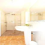 In Near La Perola شقة *